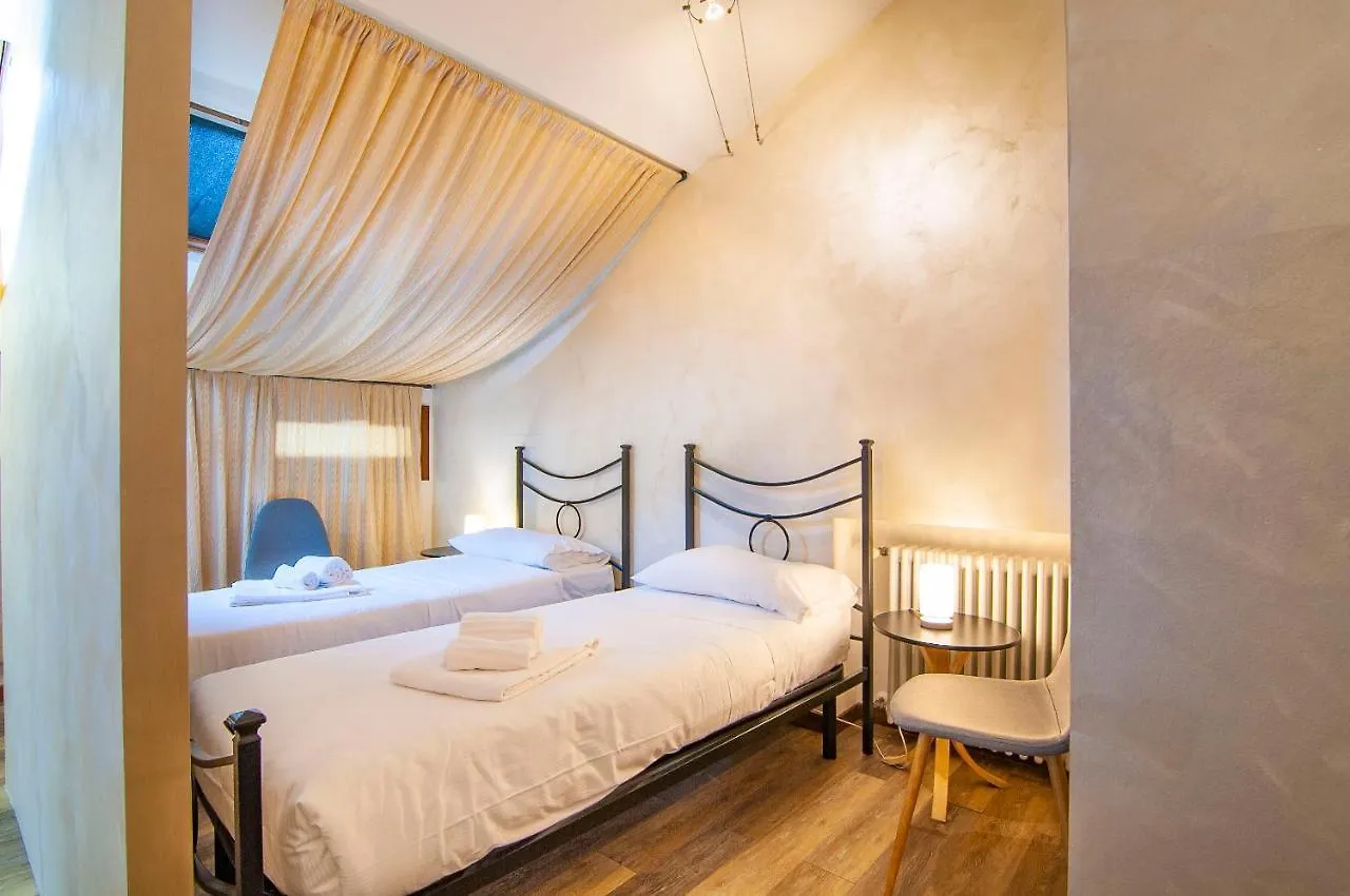 Apartment Dimore Verona Argento Italy