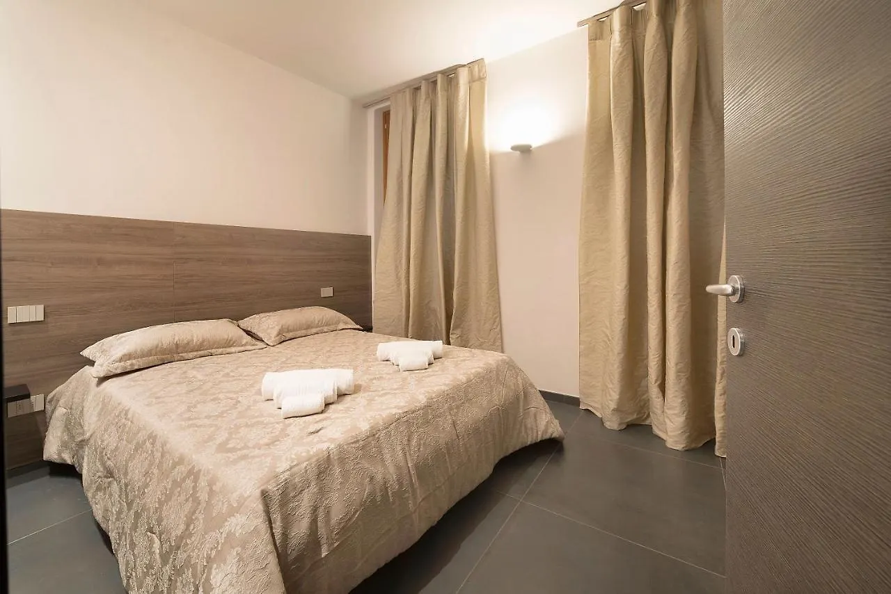Apartment Dimore Verona Argento Italy